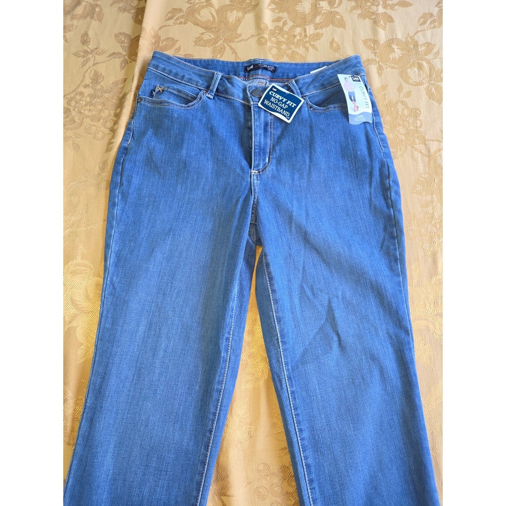 Lee Modern Series Curvy Fit Capri Jeans Medium Wash No-Gap Waistband Size 14M